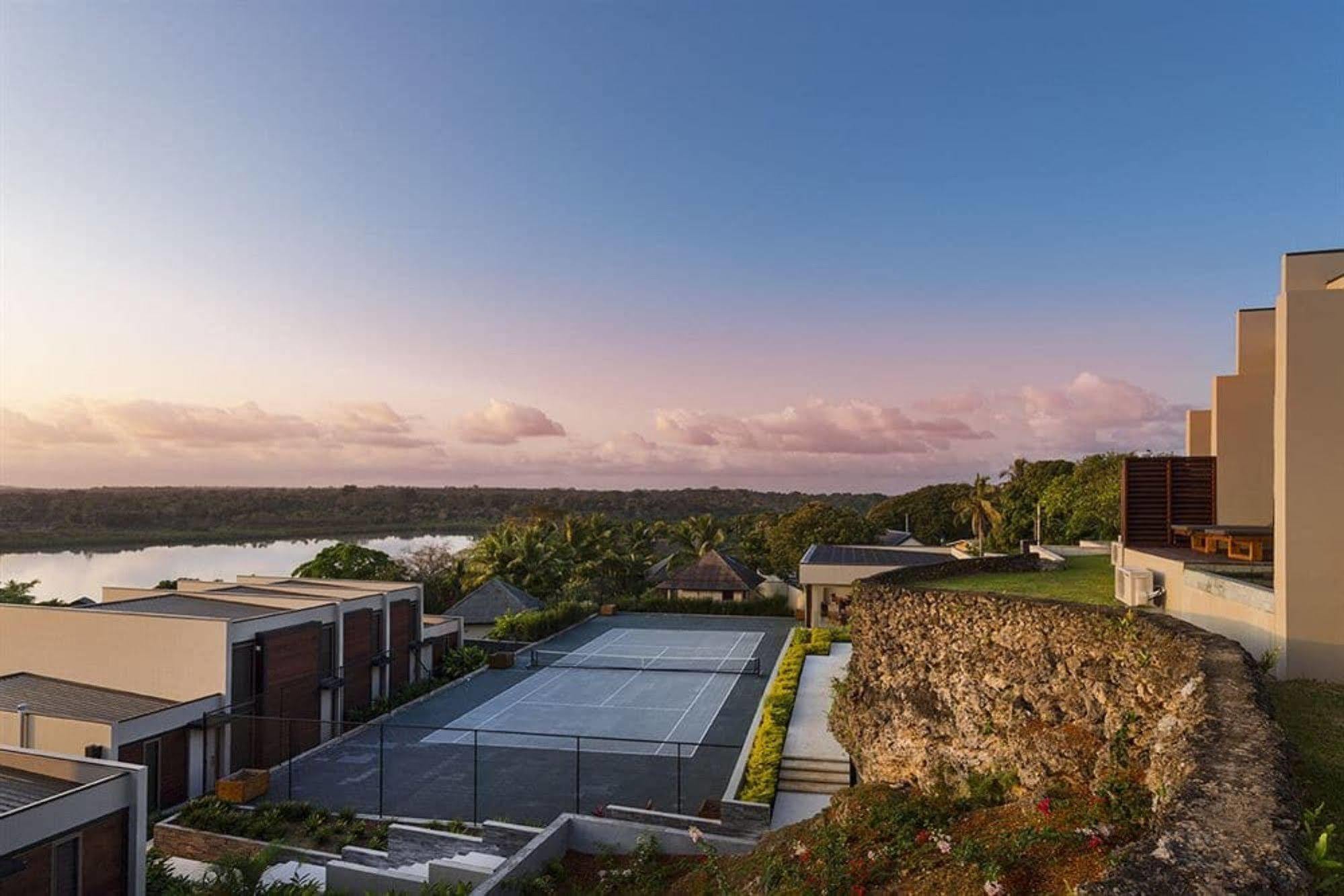The Terraces Boutique Apartments Порт-Вила Экстерьер фото